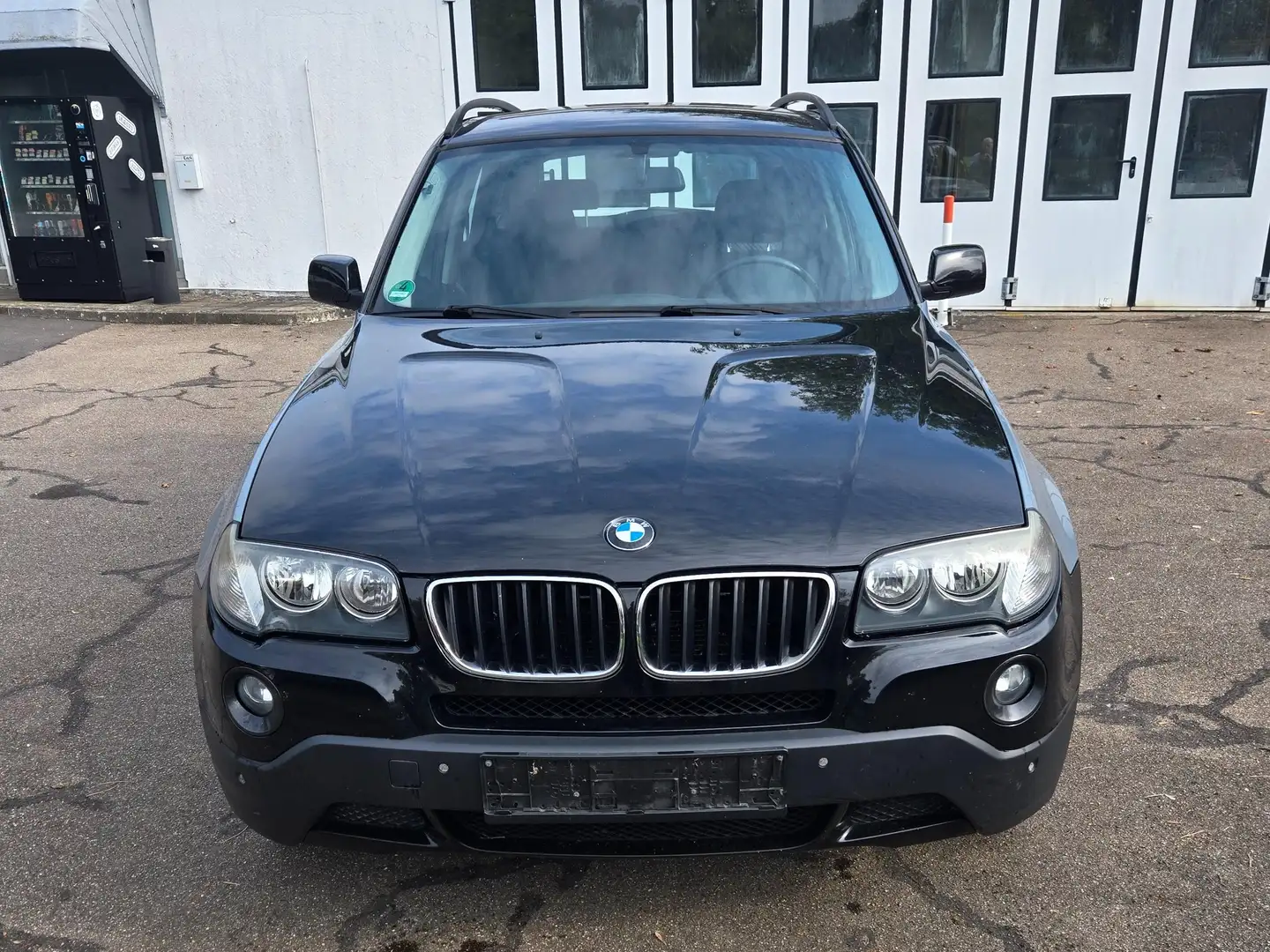 BMW X3 2.0d Schwarz - 1