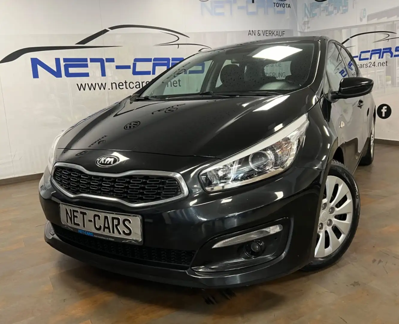 Kia Ceed / cee'd 1.6 CRDi Edition Klima/NAVi/TÜV NEU Black - 1