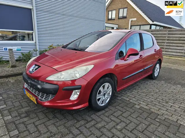 Peugeot 2008 main image