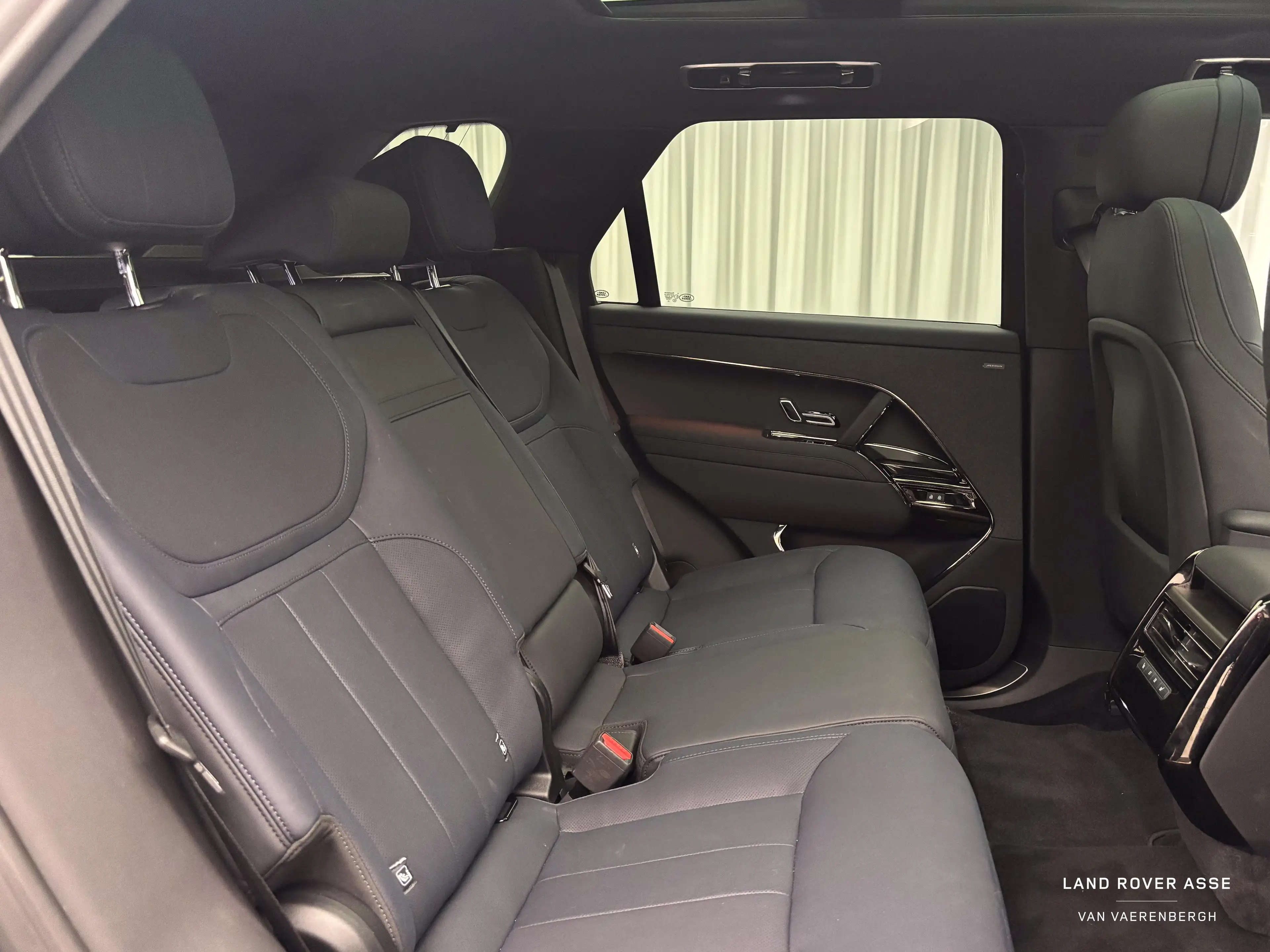 Land Rover Range Rover Sport P440e Dynamic SE AWD — photo 5