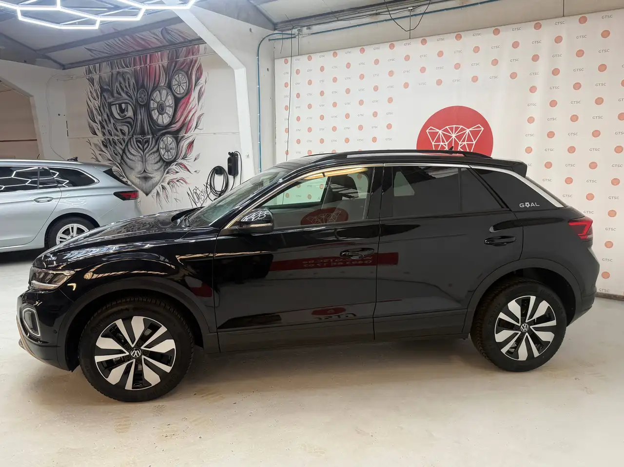 Volkswagen T-Roc 1.0 TSI GOAL Navi Carplay Lane assist ACC Travel assist, Verwarmde stoelen Inductief laden, миниатюра 3