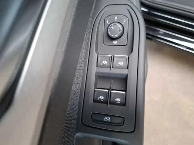 Volkswagen Golf view 15