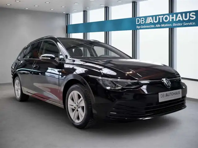 Volkswagen Golf view 2