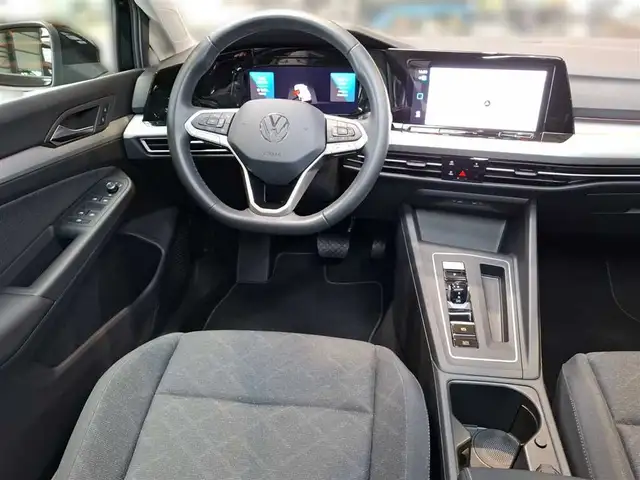 Volkswagen Golf view 9