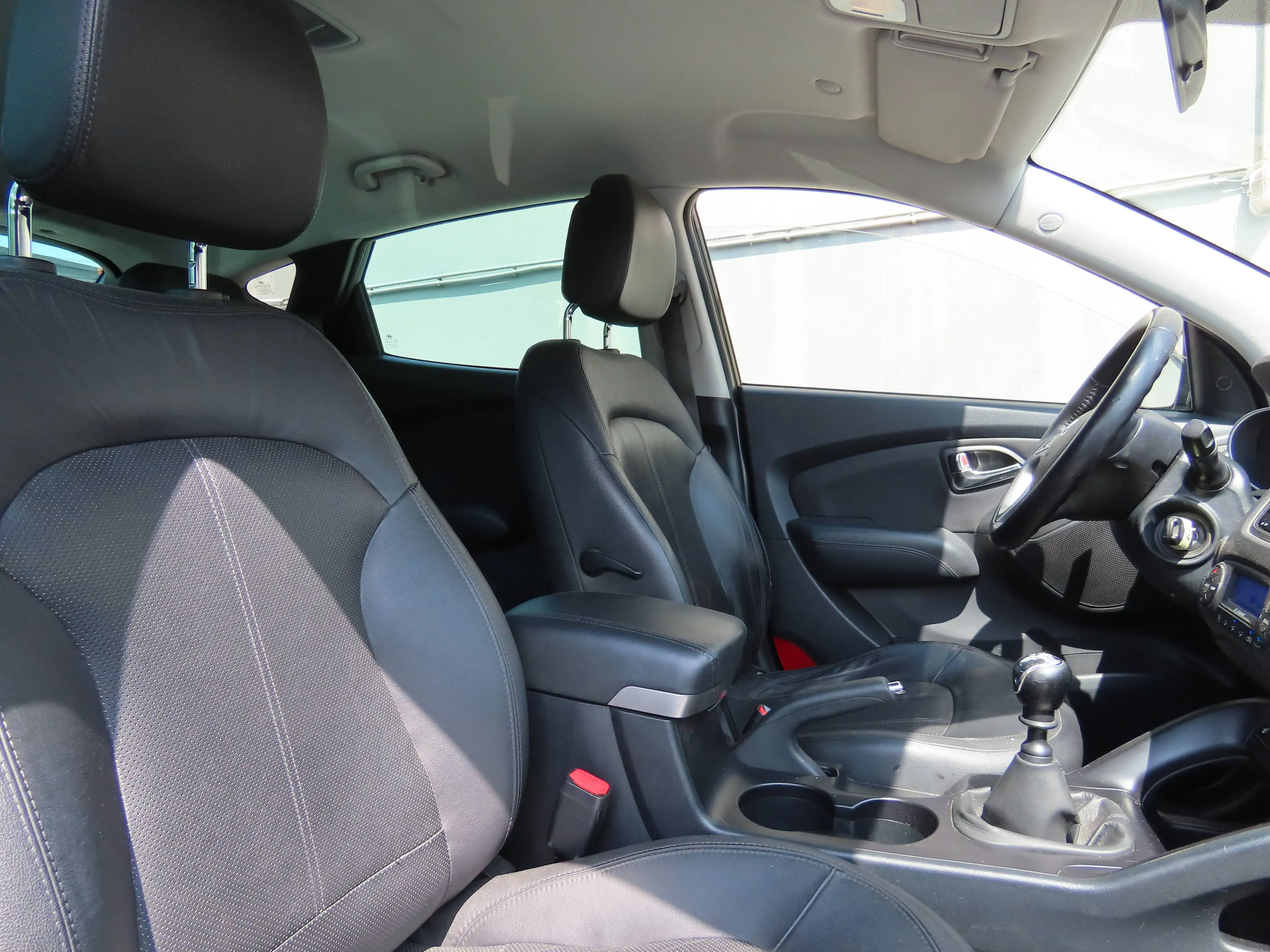 Hyundai iX35 iX35 1.6i 2WD Lounge — photo 6