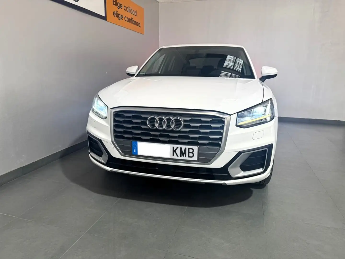 Audi Q2 design ed 1.6 TDI 85kW (116CV) S tronic Weiß - 2