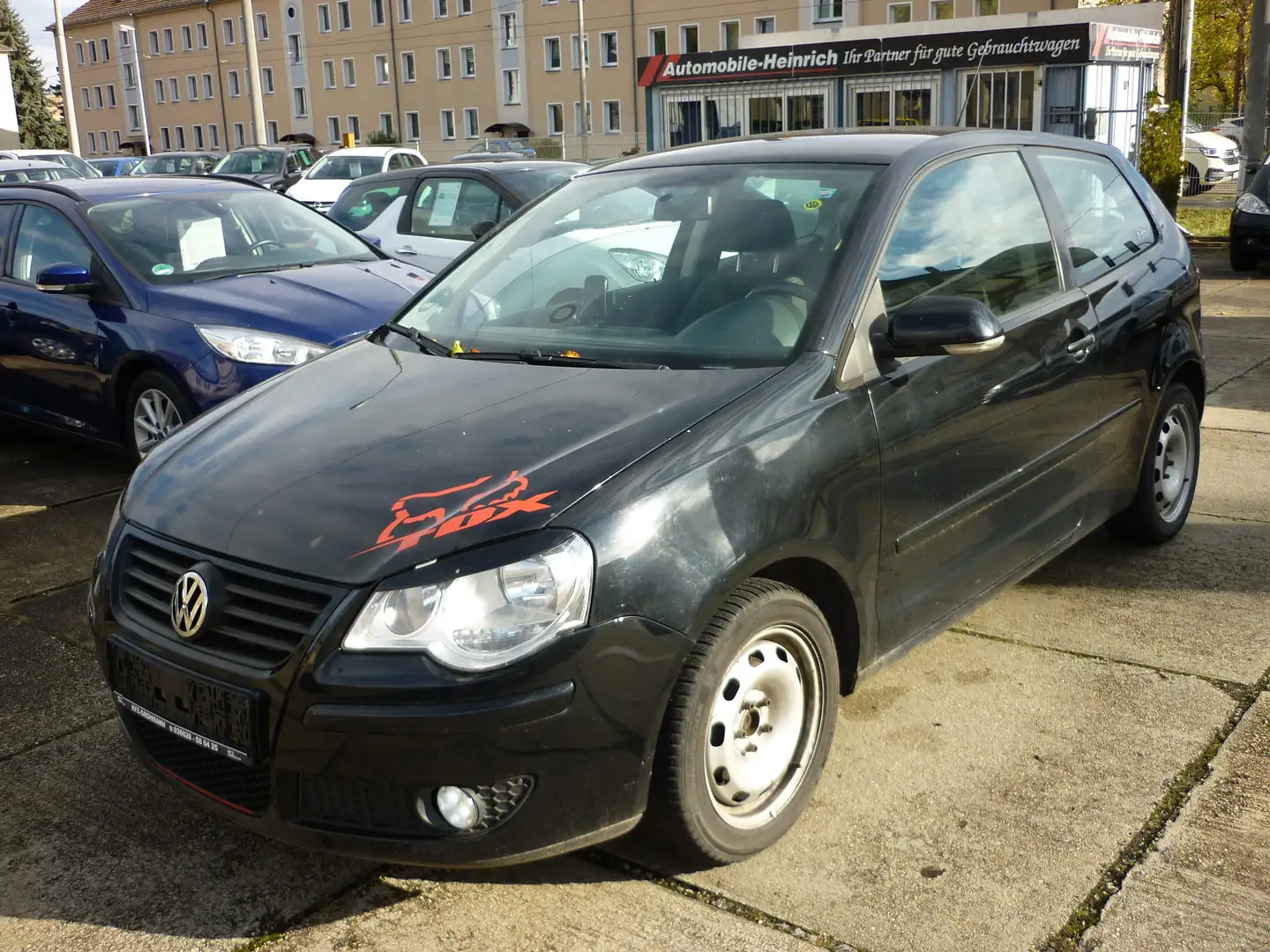Volkswagen Polo 1.2 Trendline Schwarz - 1