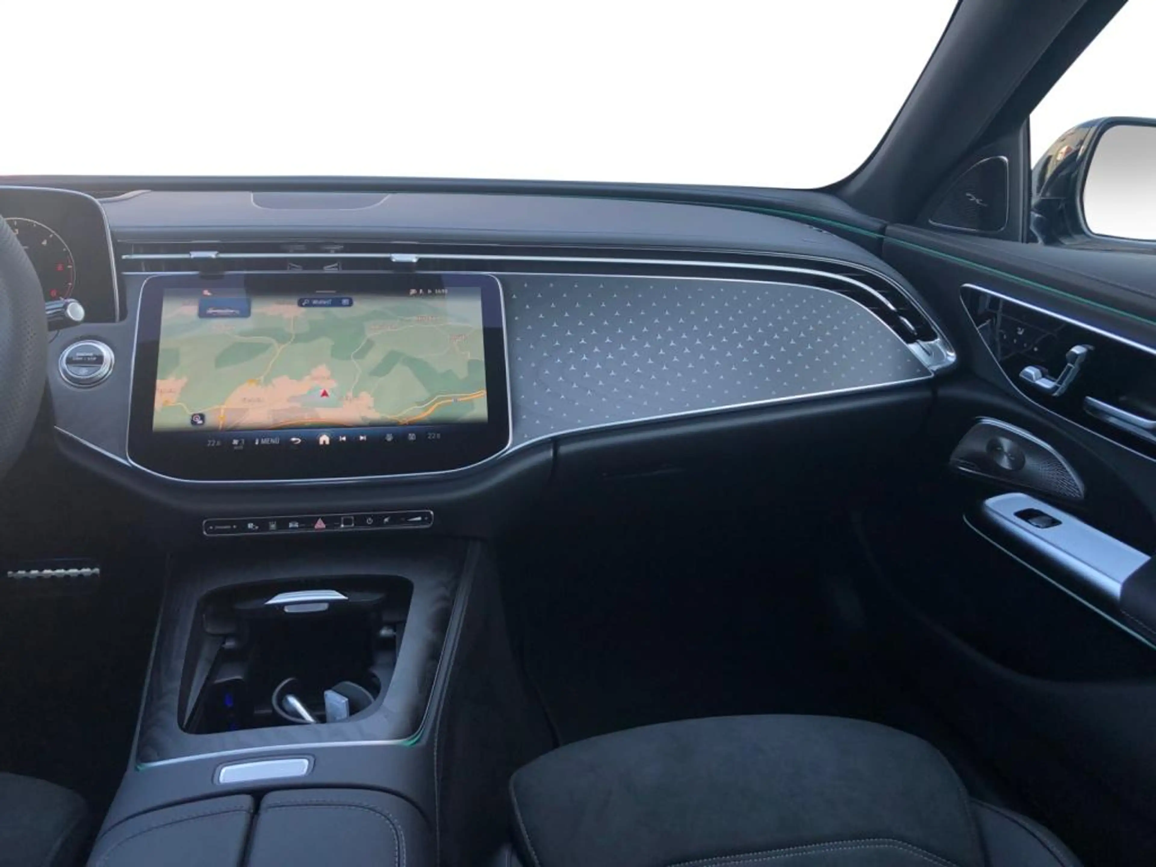 Mercedes-Benz E 450 d 4MATIC T-Modell AMG+MBUX+Burm+Night+AHK — photo 15