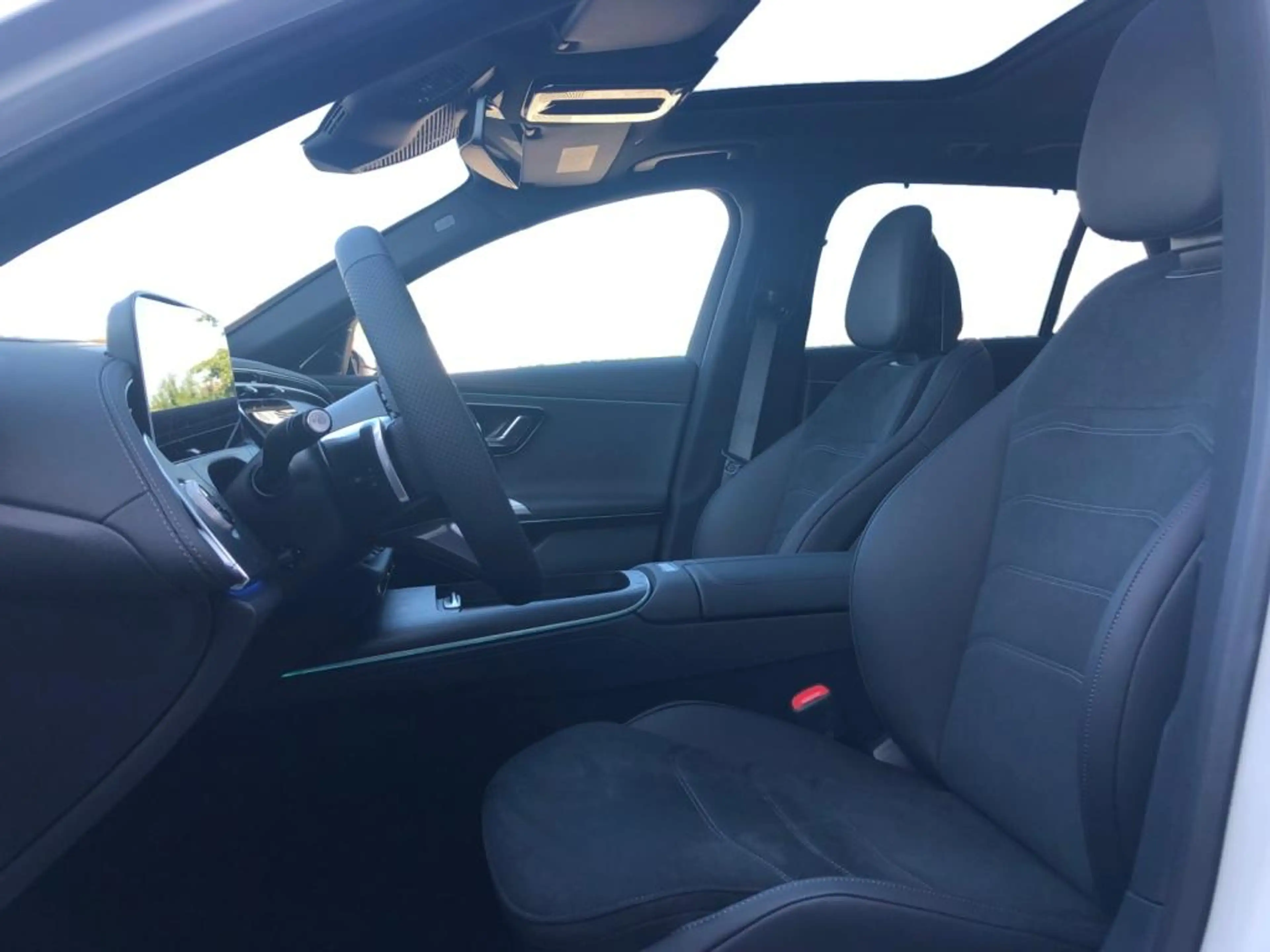 Mercedes-Benz E 450 d 4MATIC T-Modell AMG+MBUX+Burm+Night+AHK — photo 6