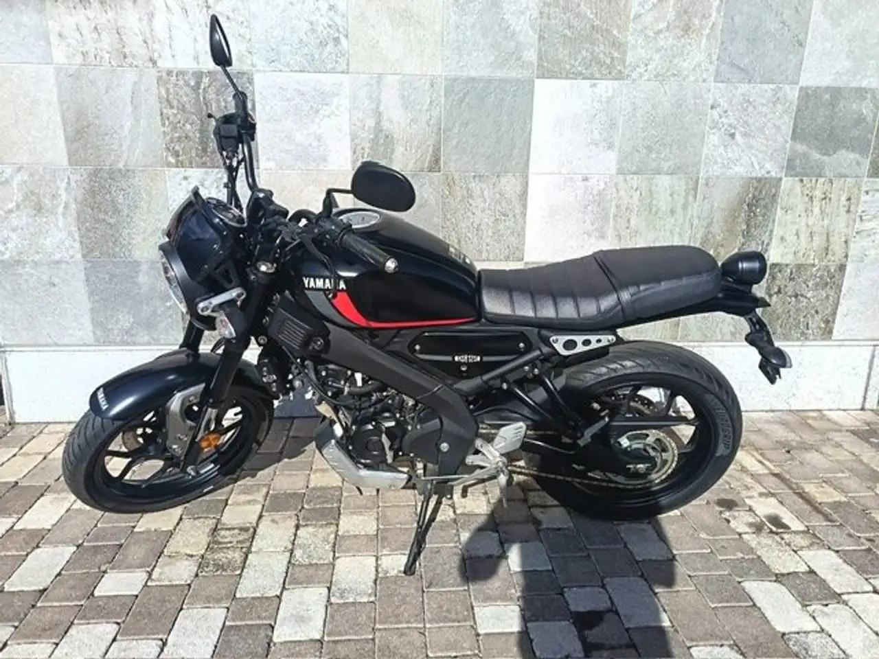 Yamaha XSR 125