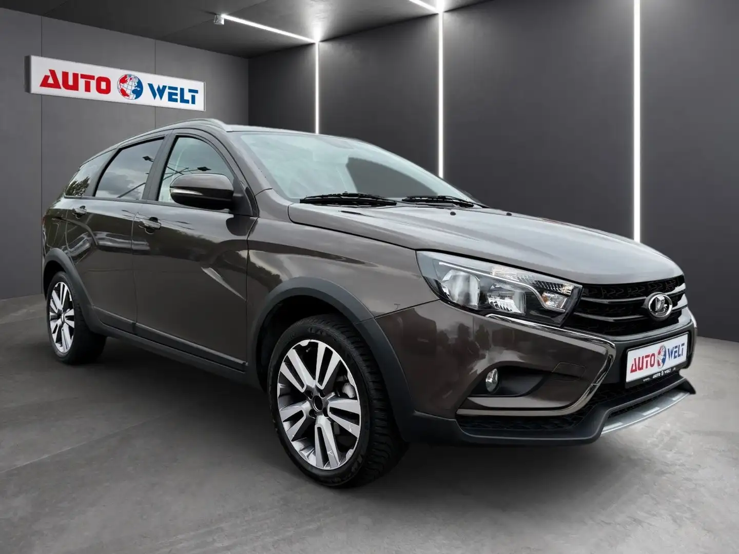 Lada Vesta Cross 1.6 Bruin - 2