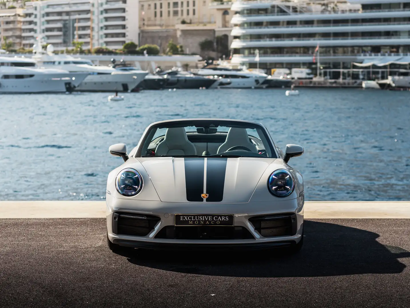 Porsche 911 911 Cabriolet 992 GTS PDK 480 CV Gris - 2