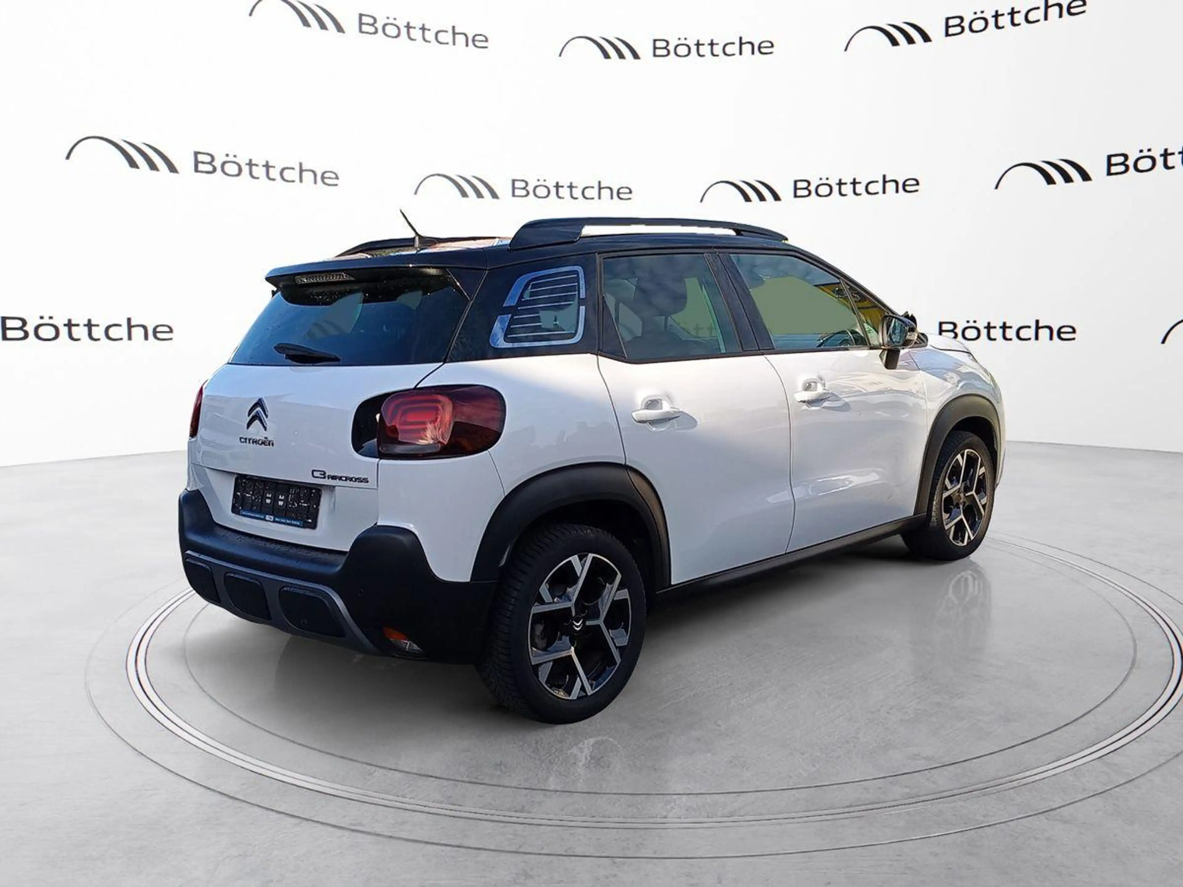 Citroen C3 Aircross 1.2 12V e-THP / PureTech — photo 4