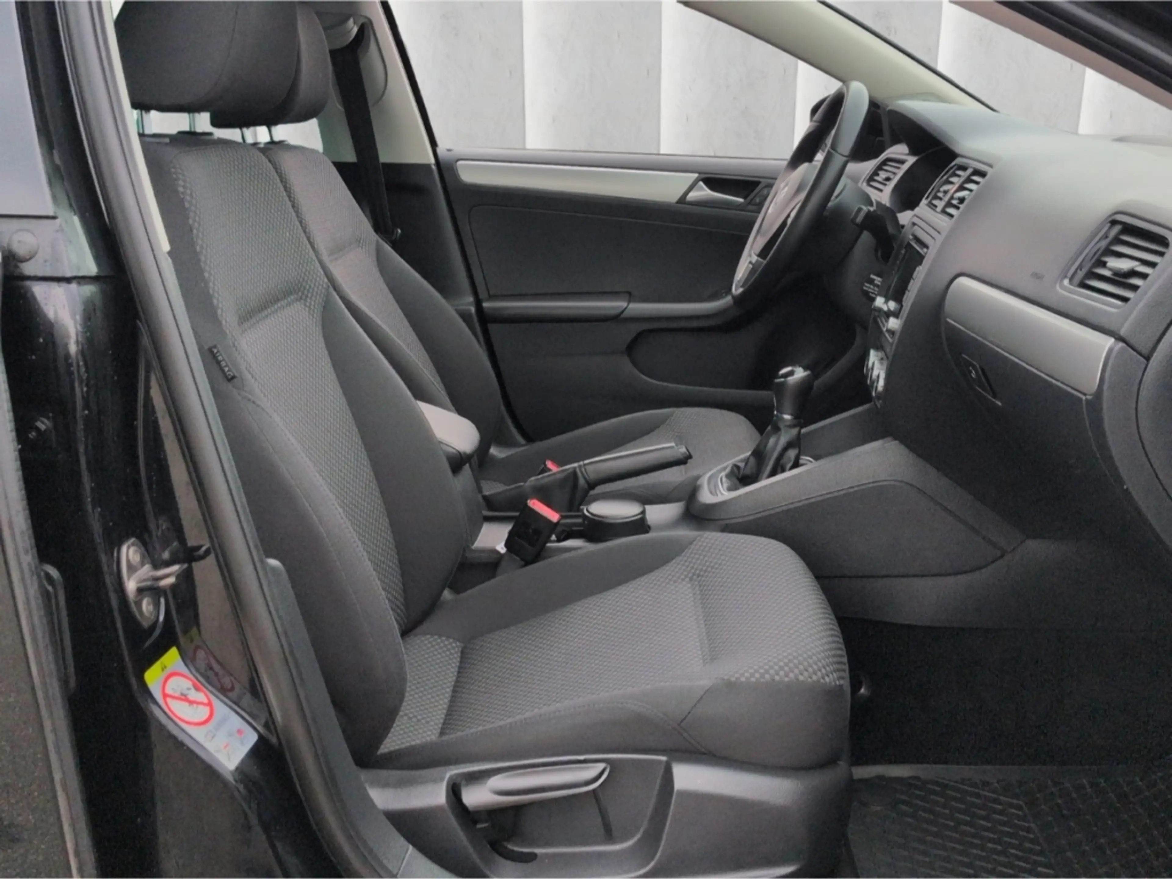 Volkswagen Jetta Trendline 1.2TSI*2Z-Klima SHZ Keyless PDC — photo 8