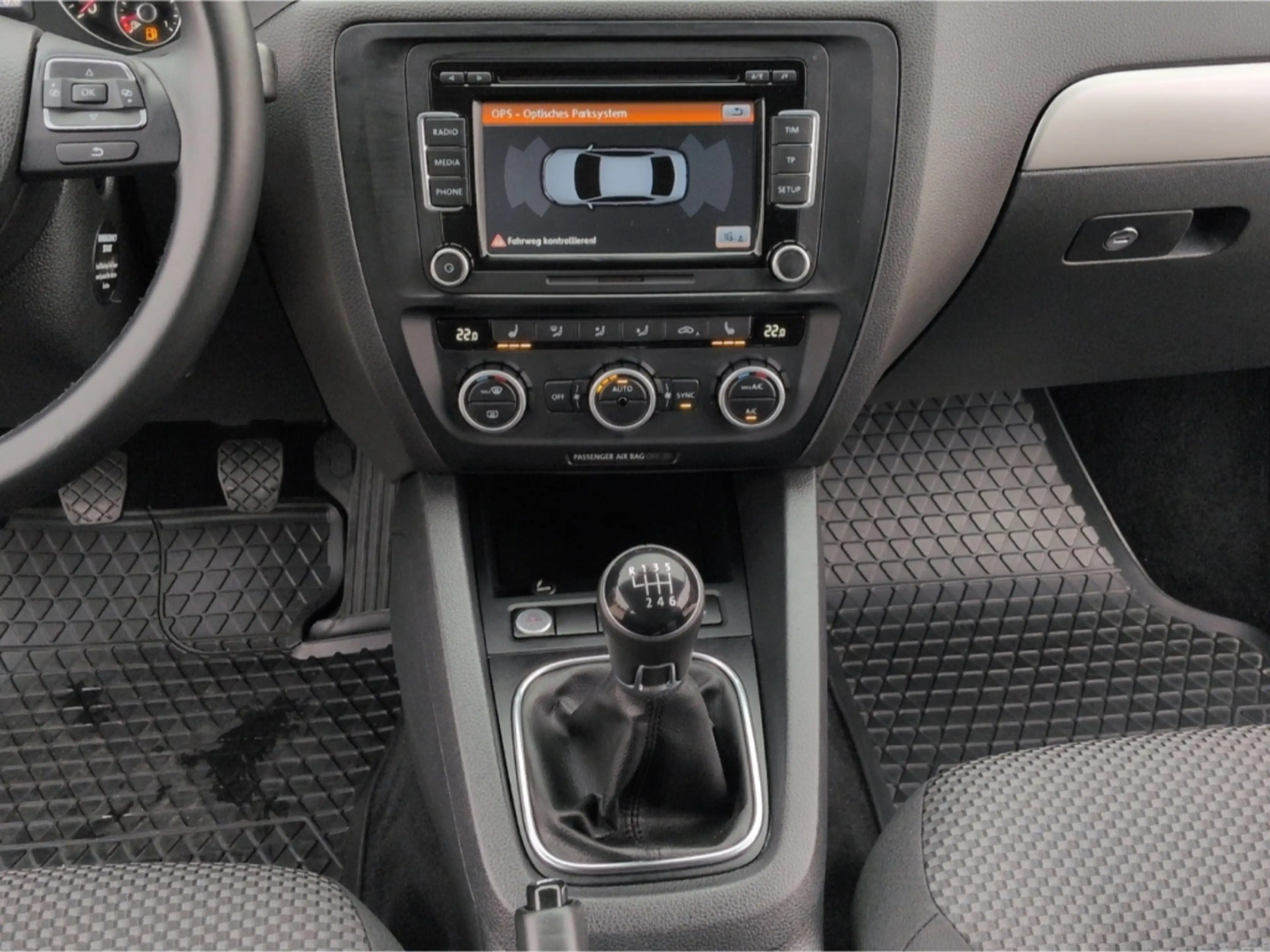 Volkswagen Jetta Trendline 1.2TSI*2Z-Klima SHZ Keyless PDC — photo 7