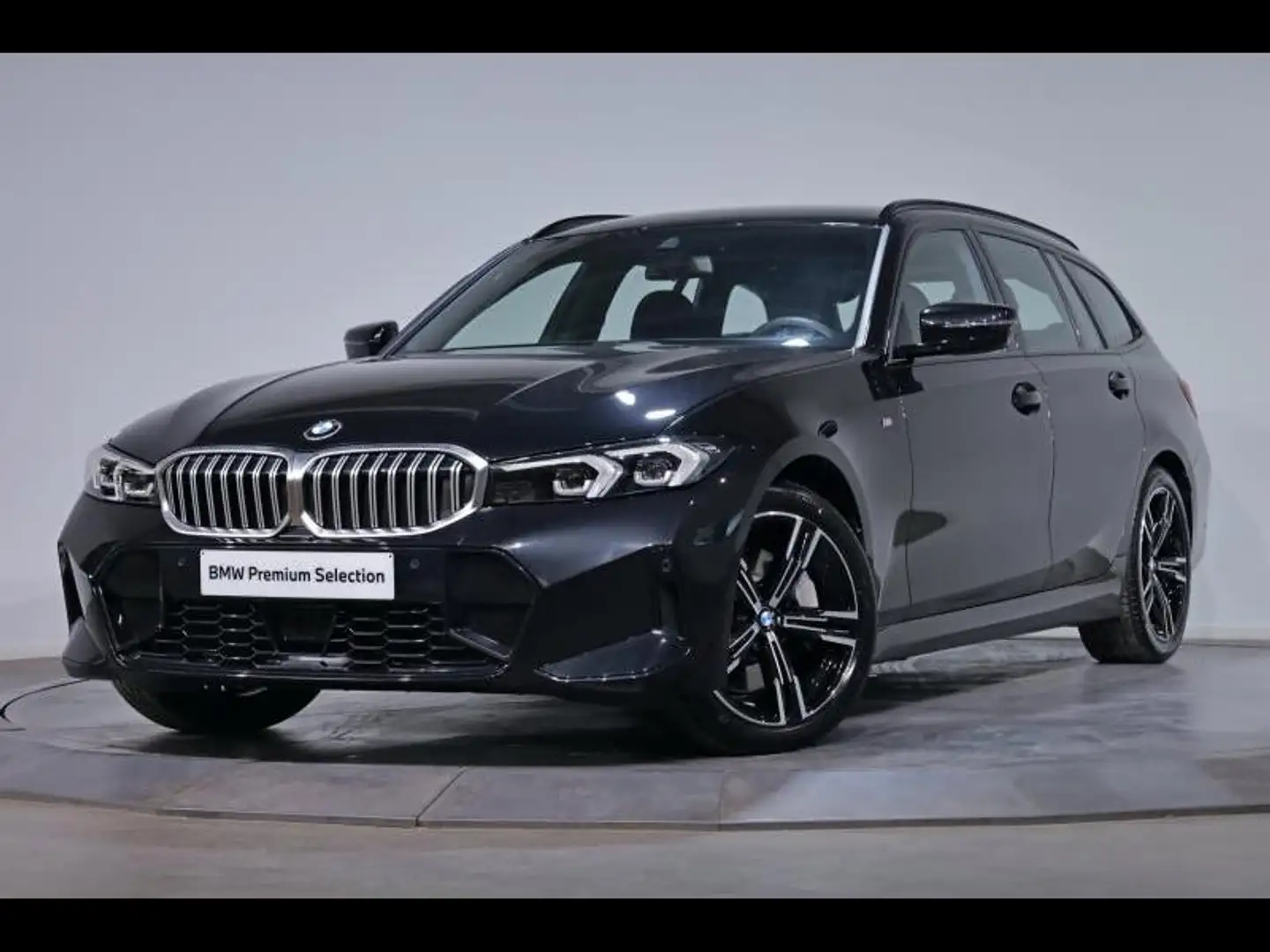 BMW 330 i Touring Kit M Sport Schwarz - 1
