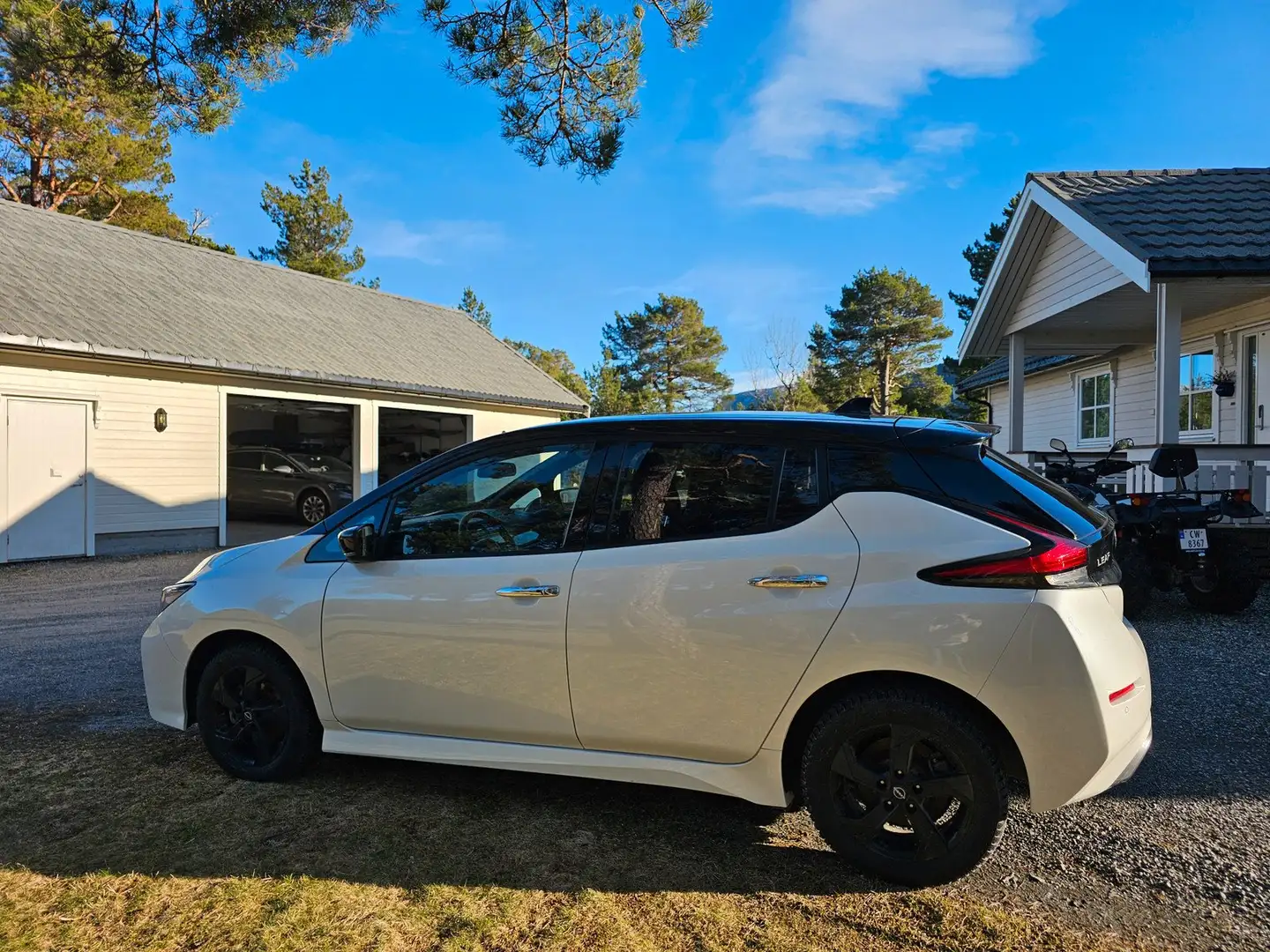 Nissan Leaf Leaf 59 kWh e+ N-Connecta Weiß - 2