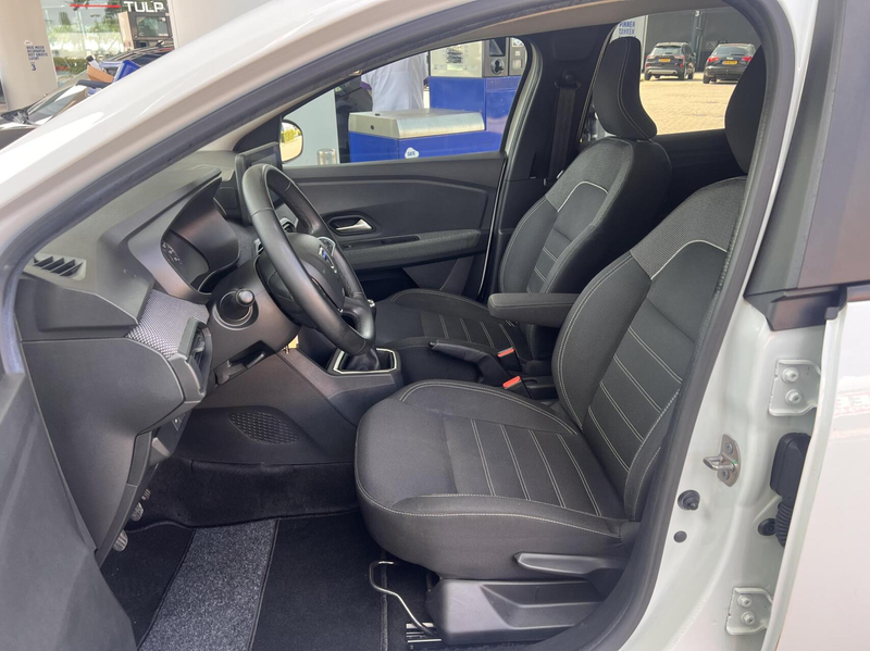 Dacia Jogger 1.0 TCe Bi-Fuel Comfort 7p. Airco Cruise NAP — photo 17