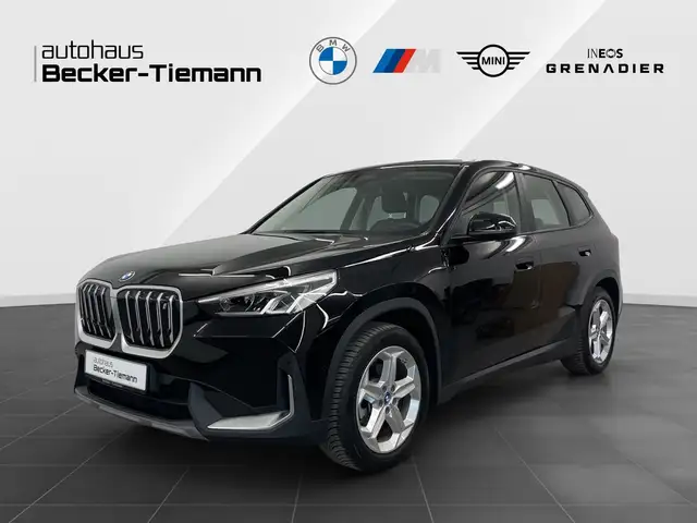 BMW iX 1 xDrive30 A,M Fahrwerk,AHK,SHZ,Parkassistenz,etc.