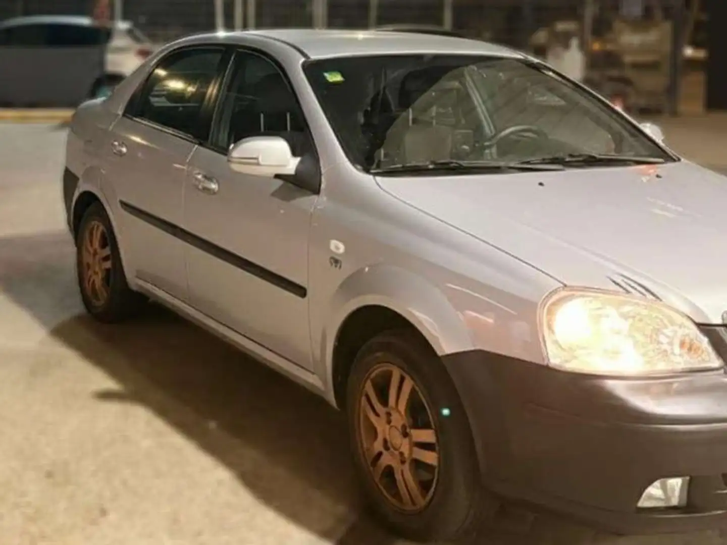Chevrolet Nubira 2.0 TCDi 16V CDX Grau - 2