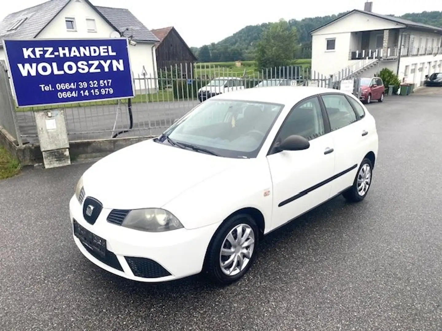 SEAT Ibiza Fresh 1,2 KLIMA 2BESITZ SERVICEHEFT PICKERL Weiß - 1