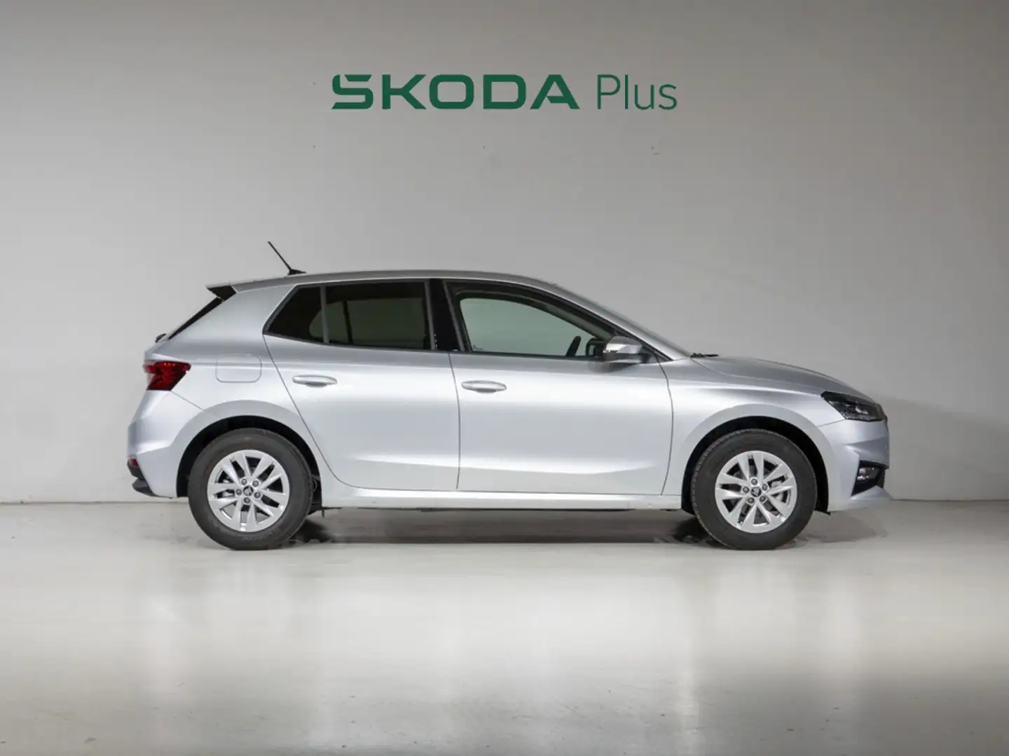 Skoda Fabia 1.0 TSI 70KW SELECTION 5P Gris - 2