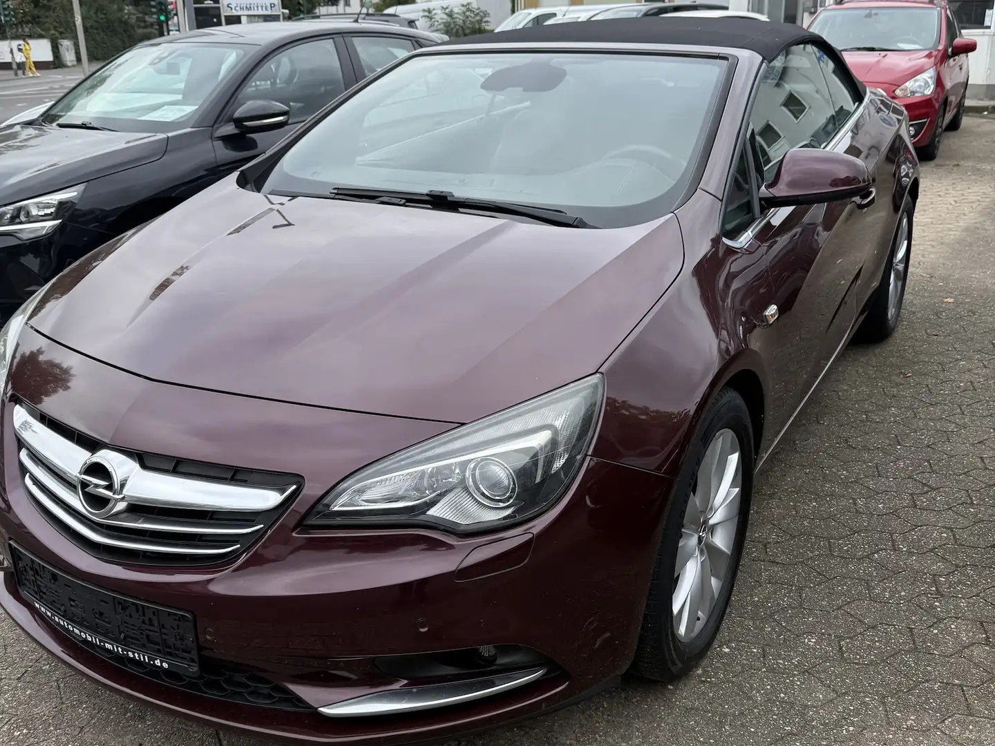 Opel Cascada Innovation Rot - 1