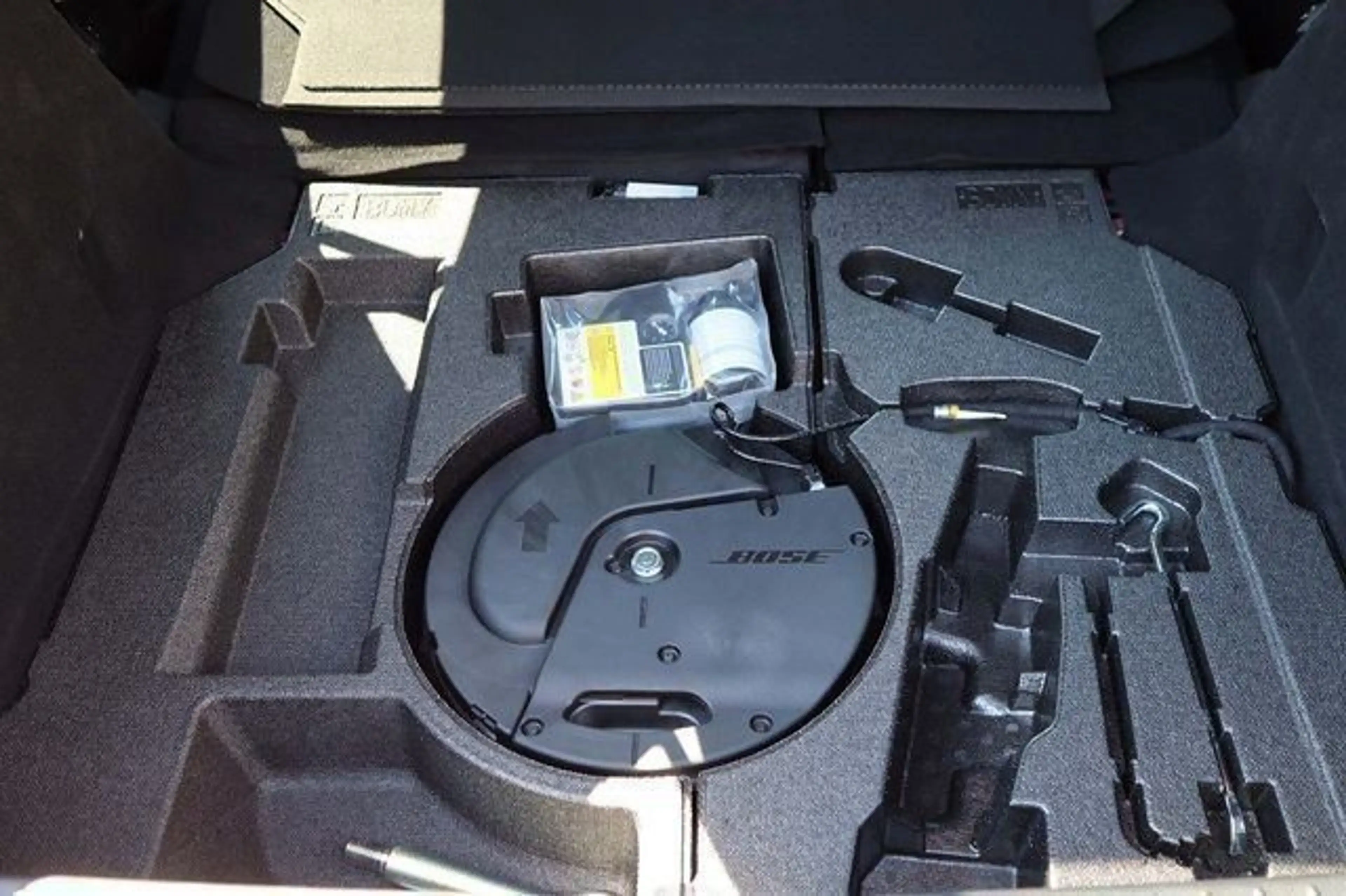 Mazda 3 Exclusive-Line 2.5l BOSE/MATRIX/HUD/360° — photo 10