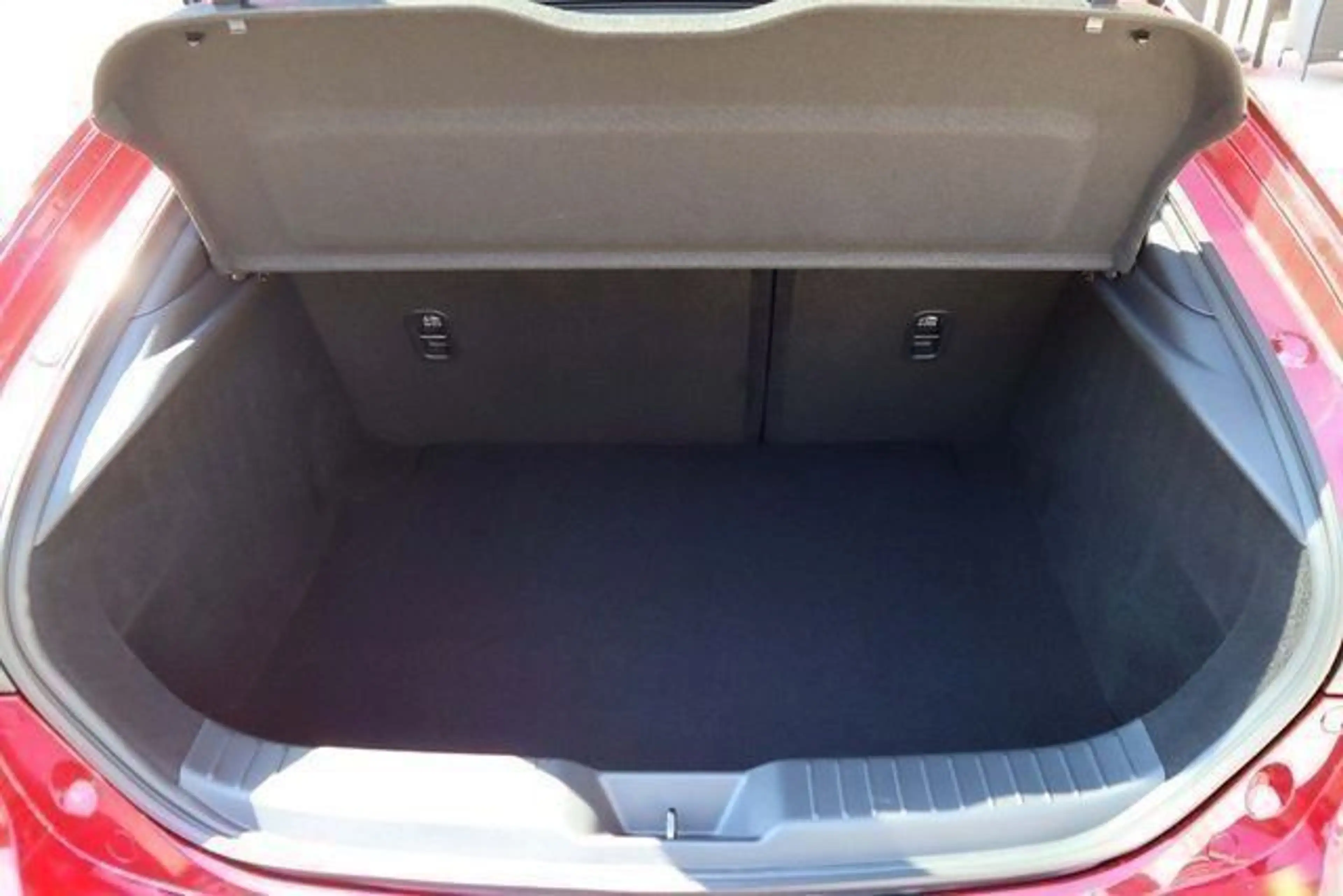 Mazda 3 Exclusive-Line 2.5l BOSE/MATRIX/HUD/360° — photo 8