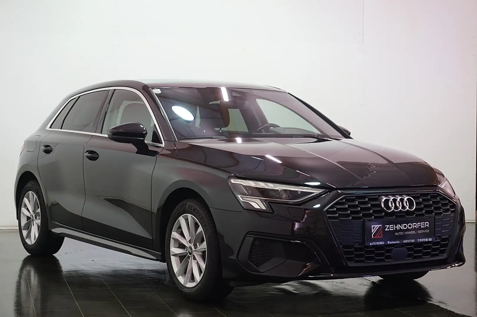Audi A3 SB 30 TFSI / LED / NAVI /  Service & Pickerl neu Schwarz - 2