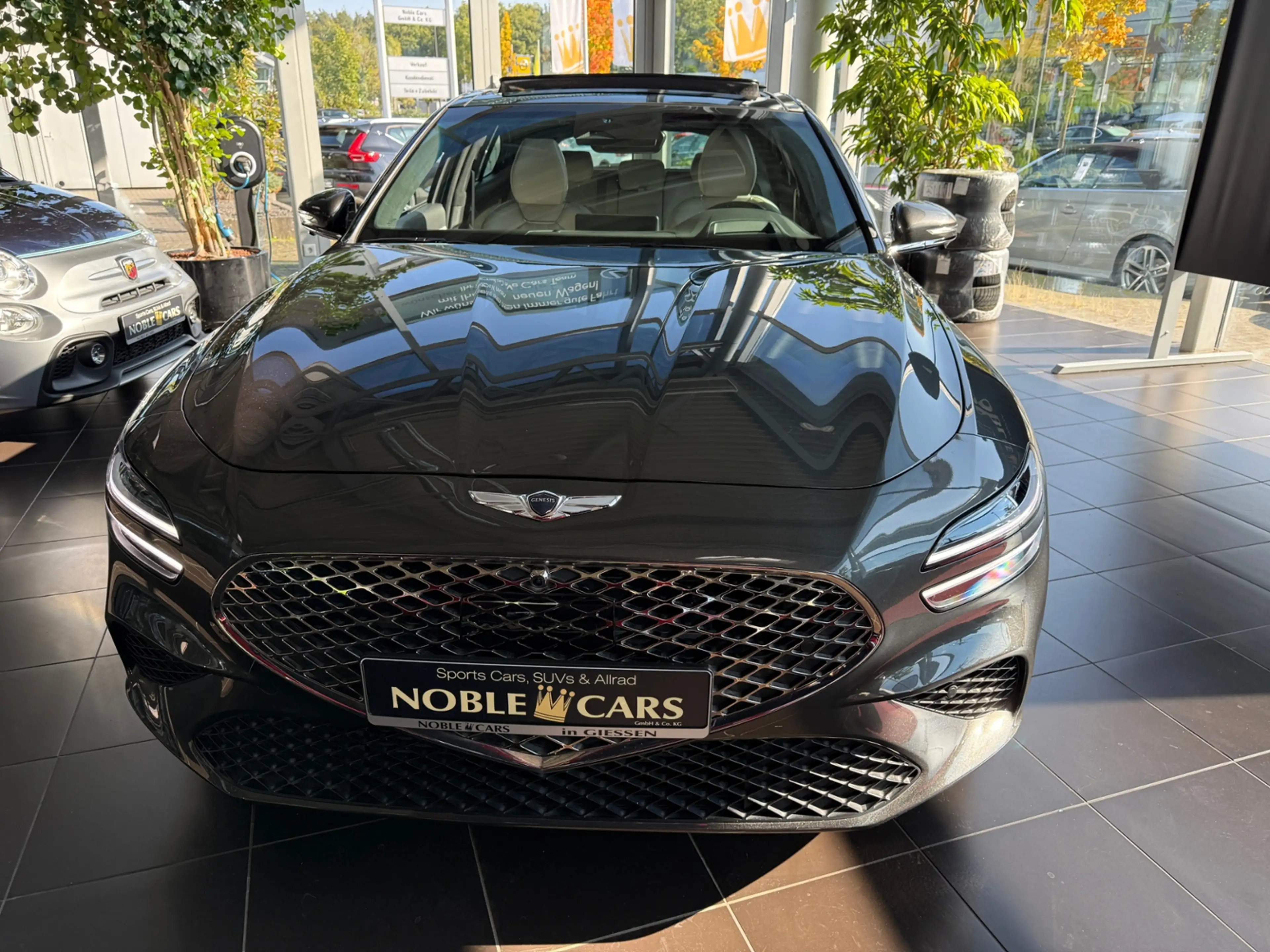 Genesis G70 Shooting Brake Luxury AWD PANO 360° HUD — photo 6