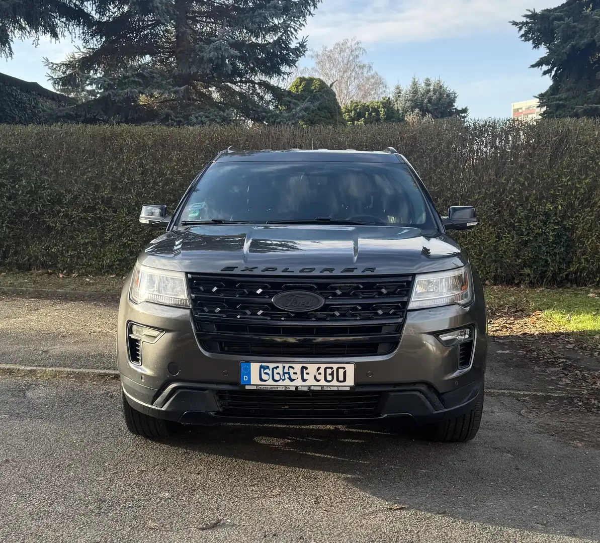 Ford Explorer Leder Grau - 2