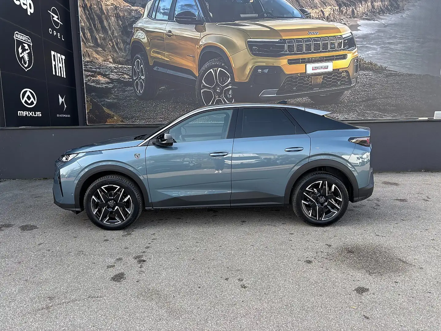 Peugeot 3008 Hybrid 136 E-DCS6 GT Aut. Blau - 2