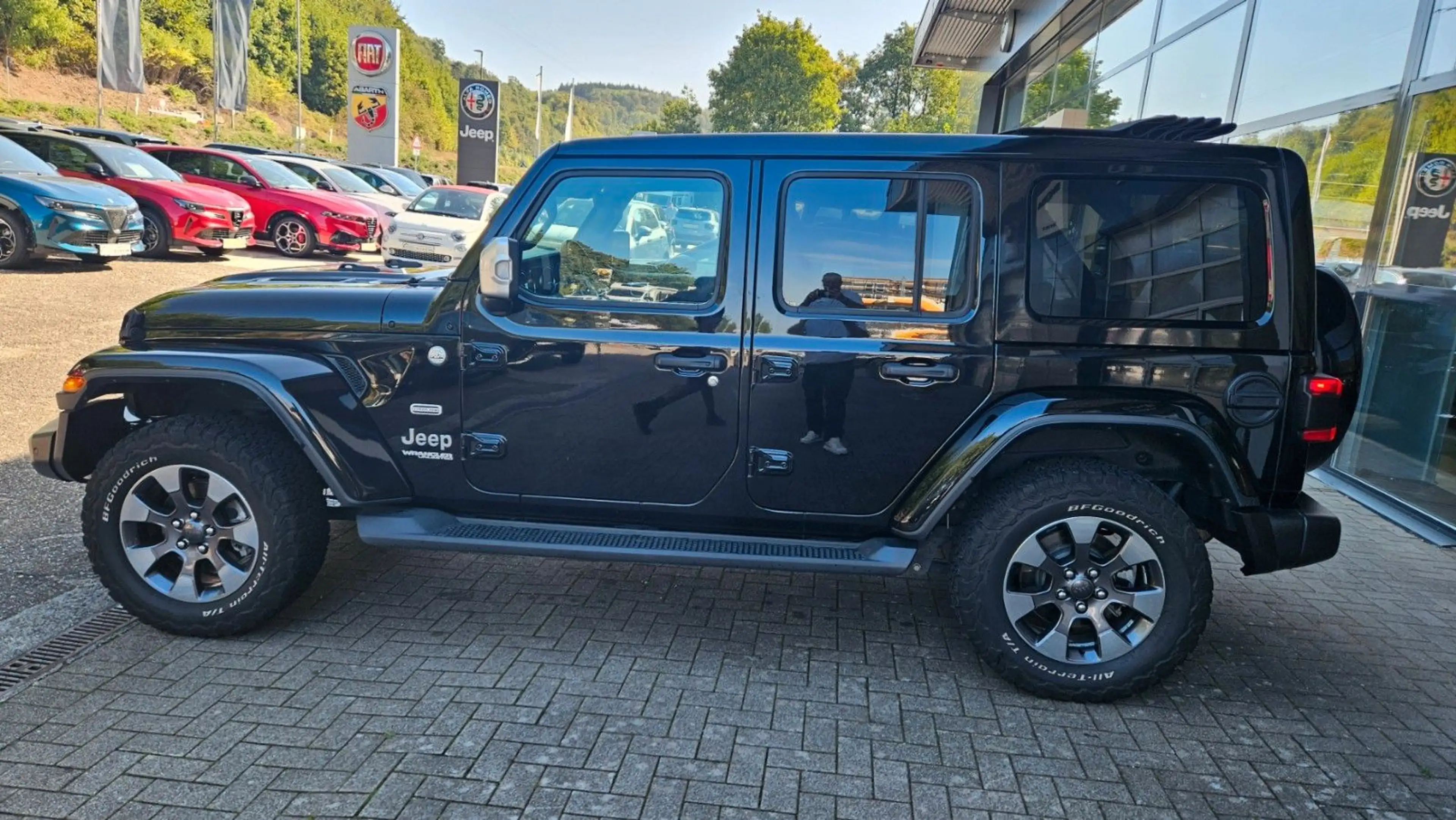 Jeep Wrangler *Unlimited*Sahara*Soft Top*Kamera*LED* — photo 8
