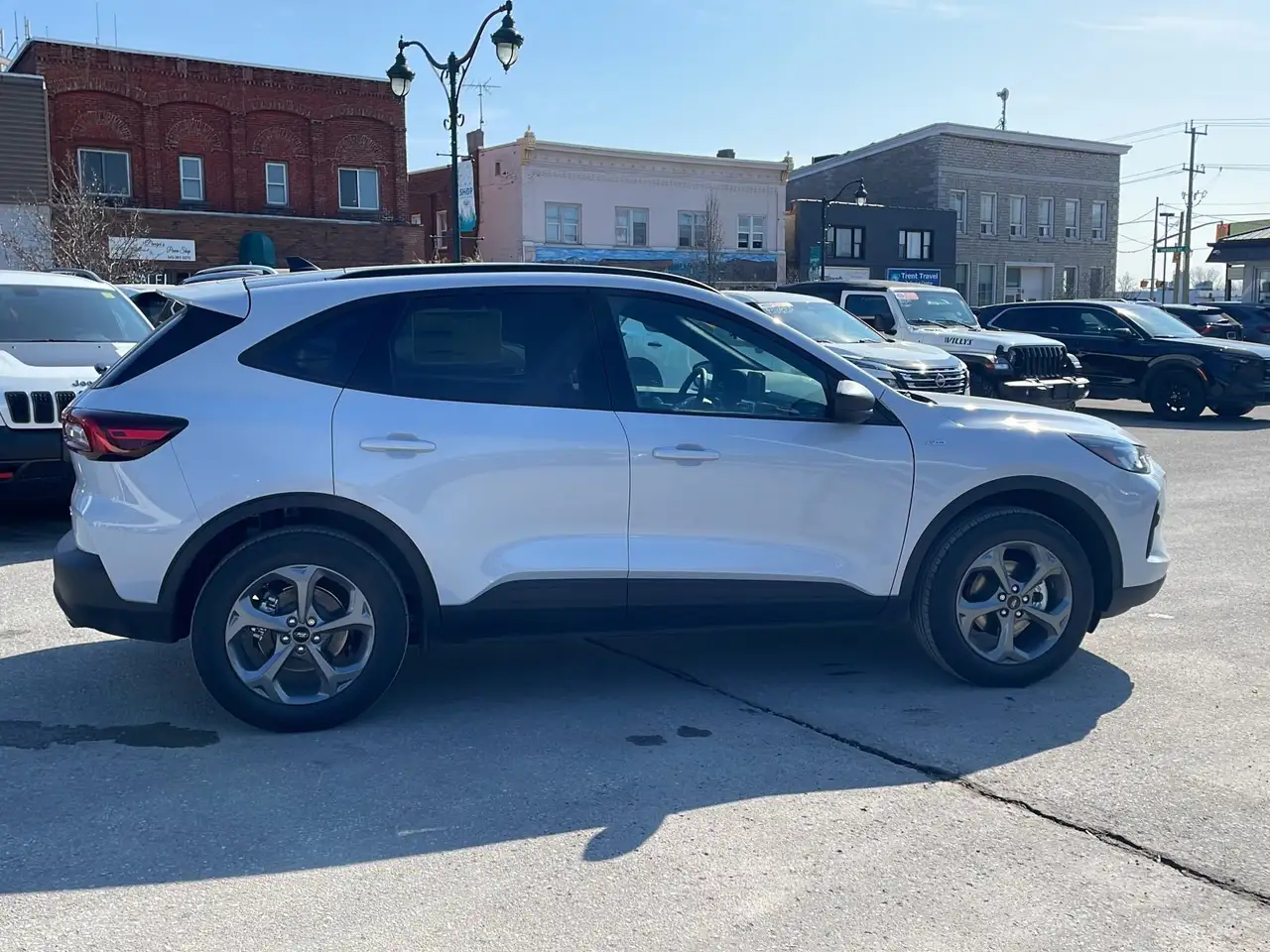Ford Escape снимка Ford Escape