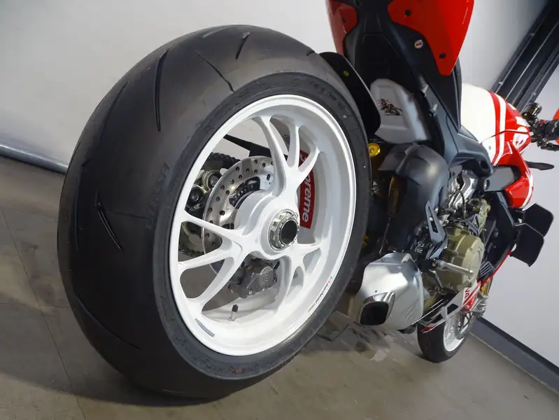 Ducati Streetfighter - foto 8