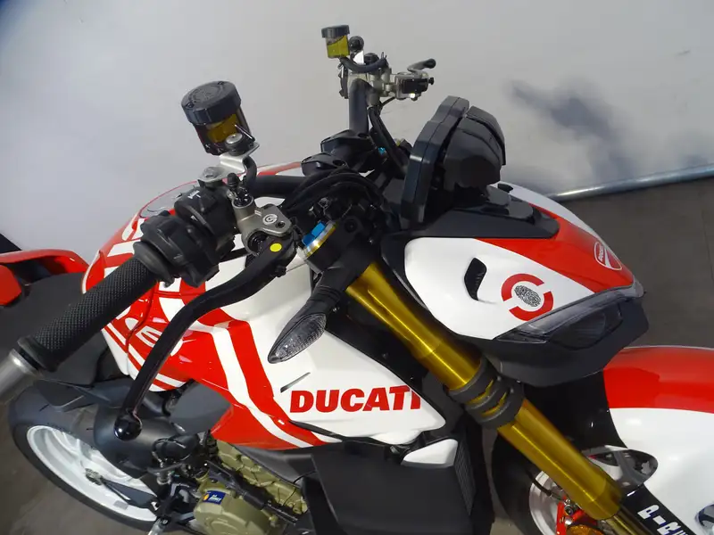 Ducati Streetfighter - foto 4