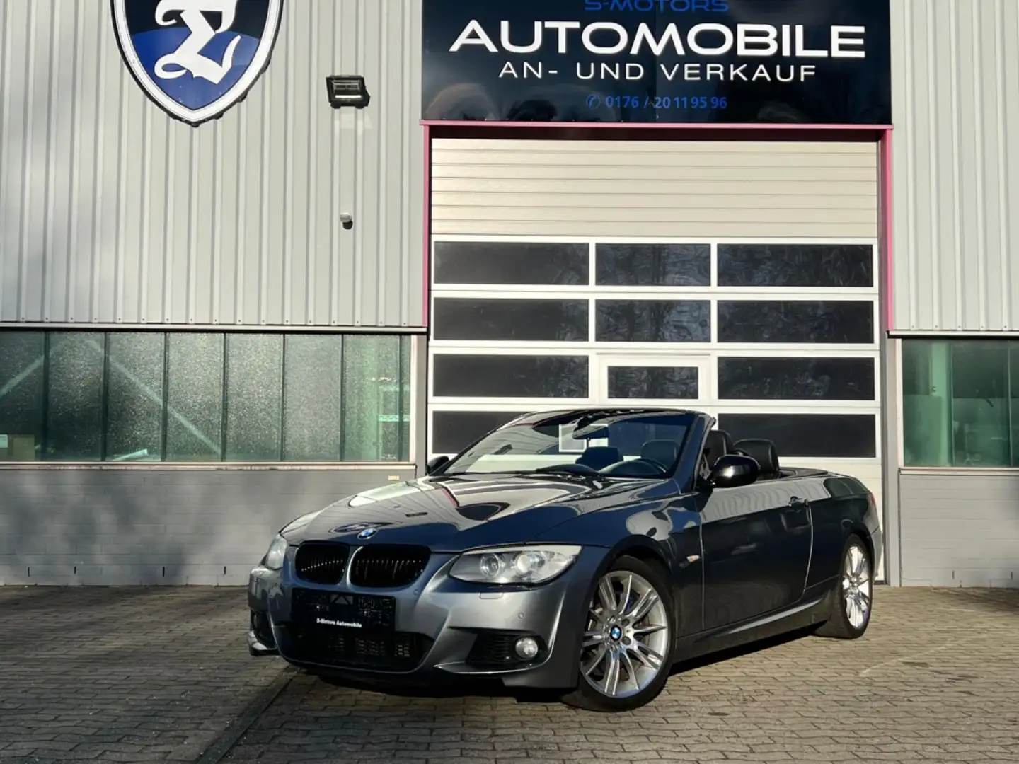 BMW 335 i Cabrio M-Sport Edition Sport-Aut. Navi Prof Grau - 2