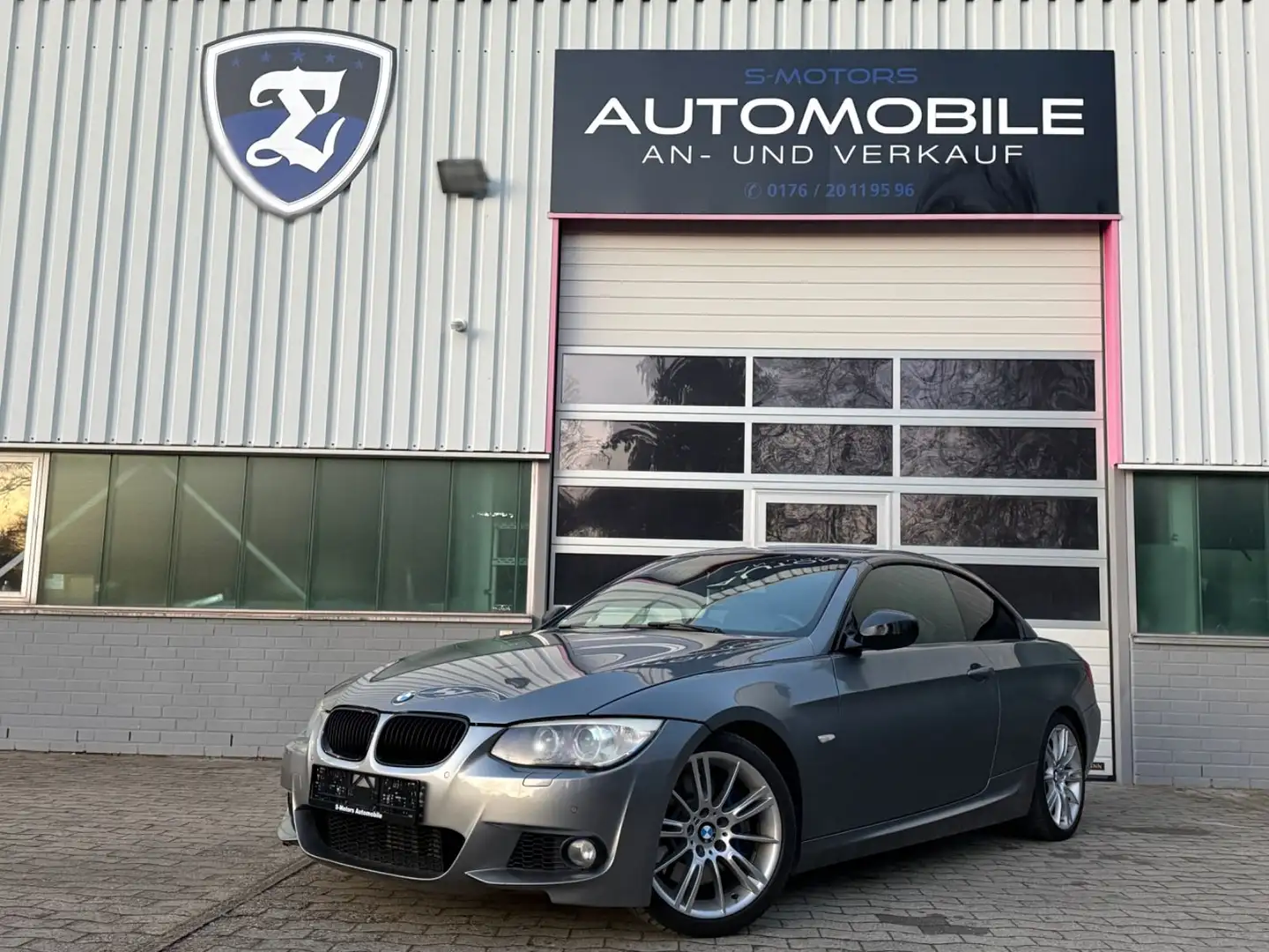 BMW 335 i Cabrio M-Sport Edition Sport-Aut. Navi Prof Grau - 1