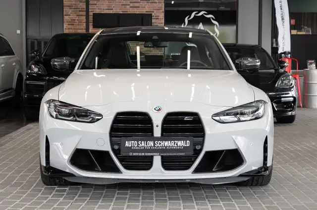 BMW M3 view 7