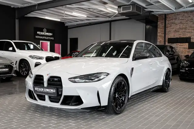 BMW M3 view 2