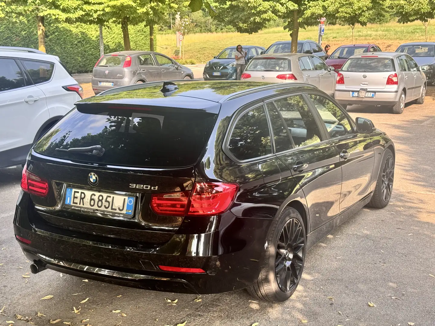BMW 320 320d Touring Business auto - 1