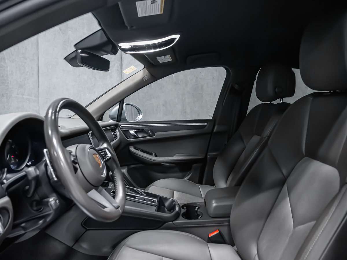 2022 Porsche Macan 2 SET PNEUS thumb 9