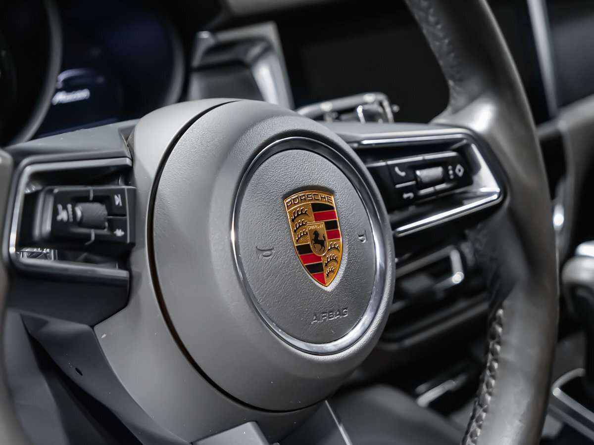 2022 Porsche Macan 2 SET PNEUS thumb 10