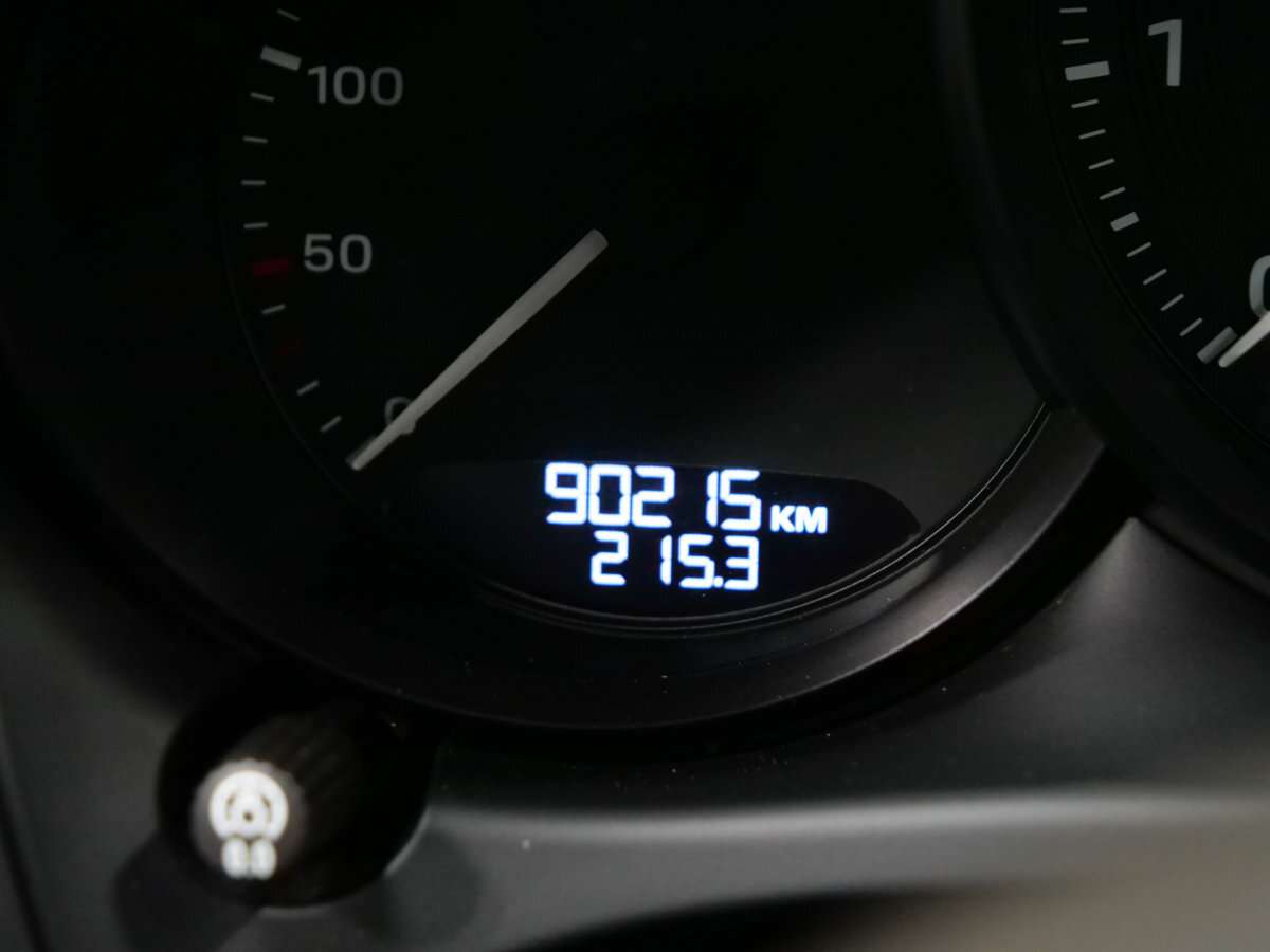 2022 Porsche Macan 2 SET PNEUS thumb 6