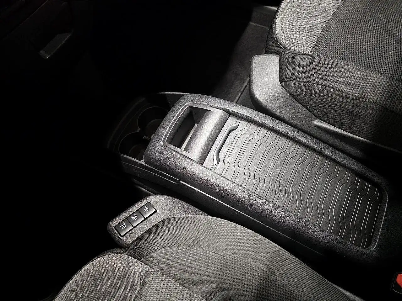 Citroen C4 Berline — photo 20