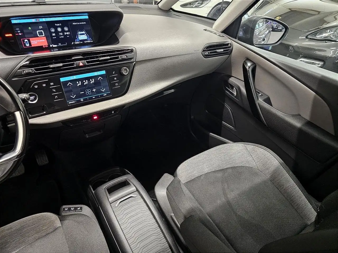 Citroen C4 Berline — photo 16