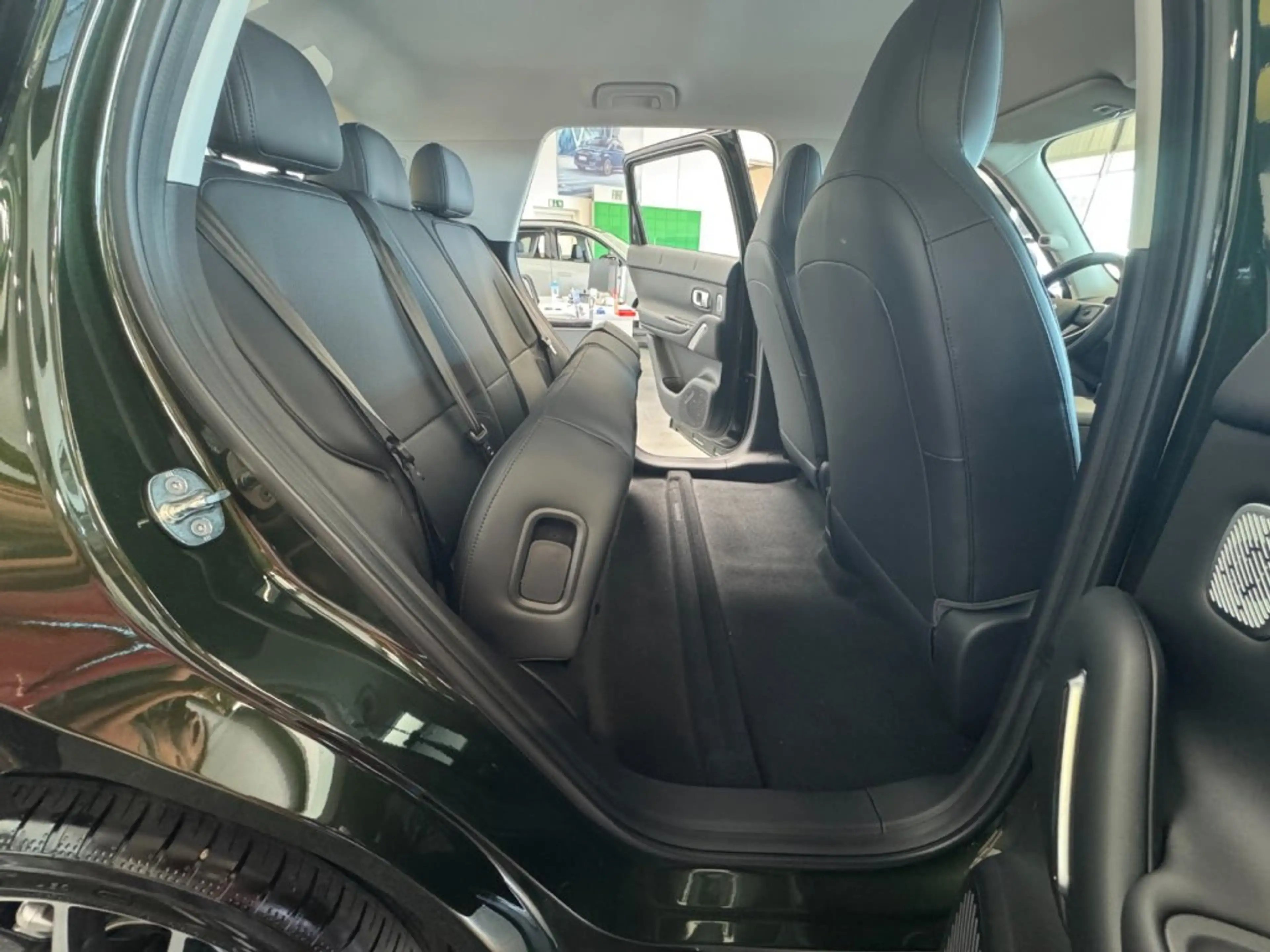 Leapmotor B03X DESIGN PROMAX 53 kwh — photo 13