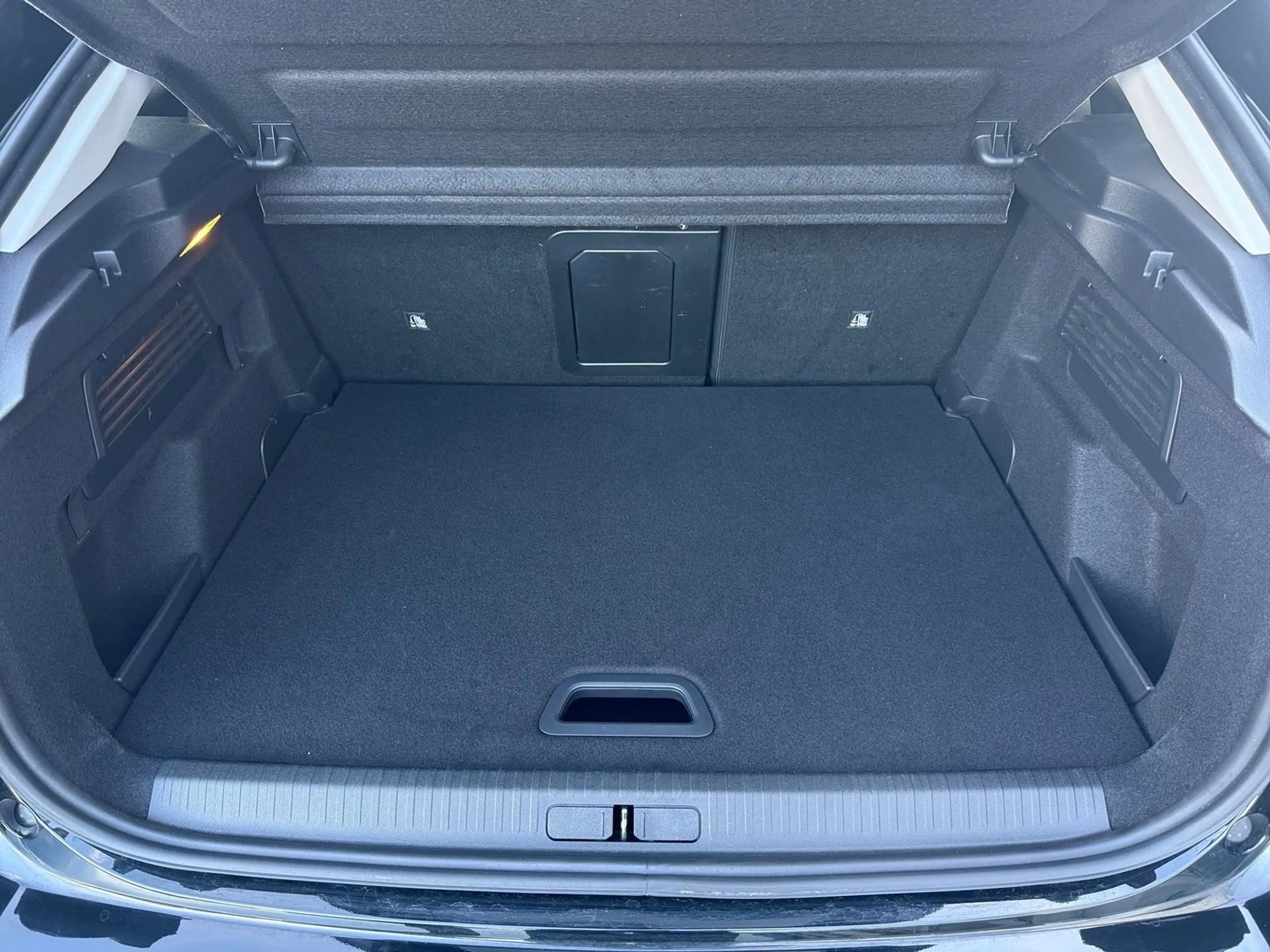 Citroen C4 1.5 Blue-HDi Automatik Navi Kamera Spurhalte — photo 9