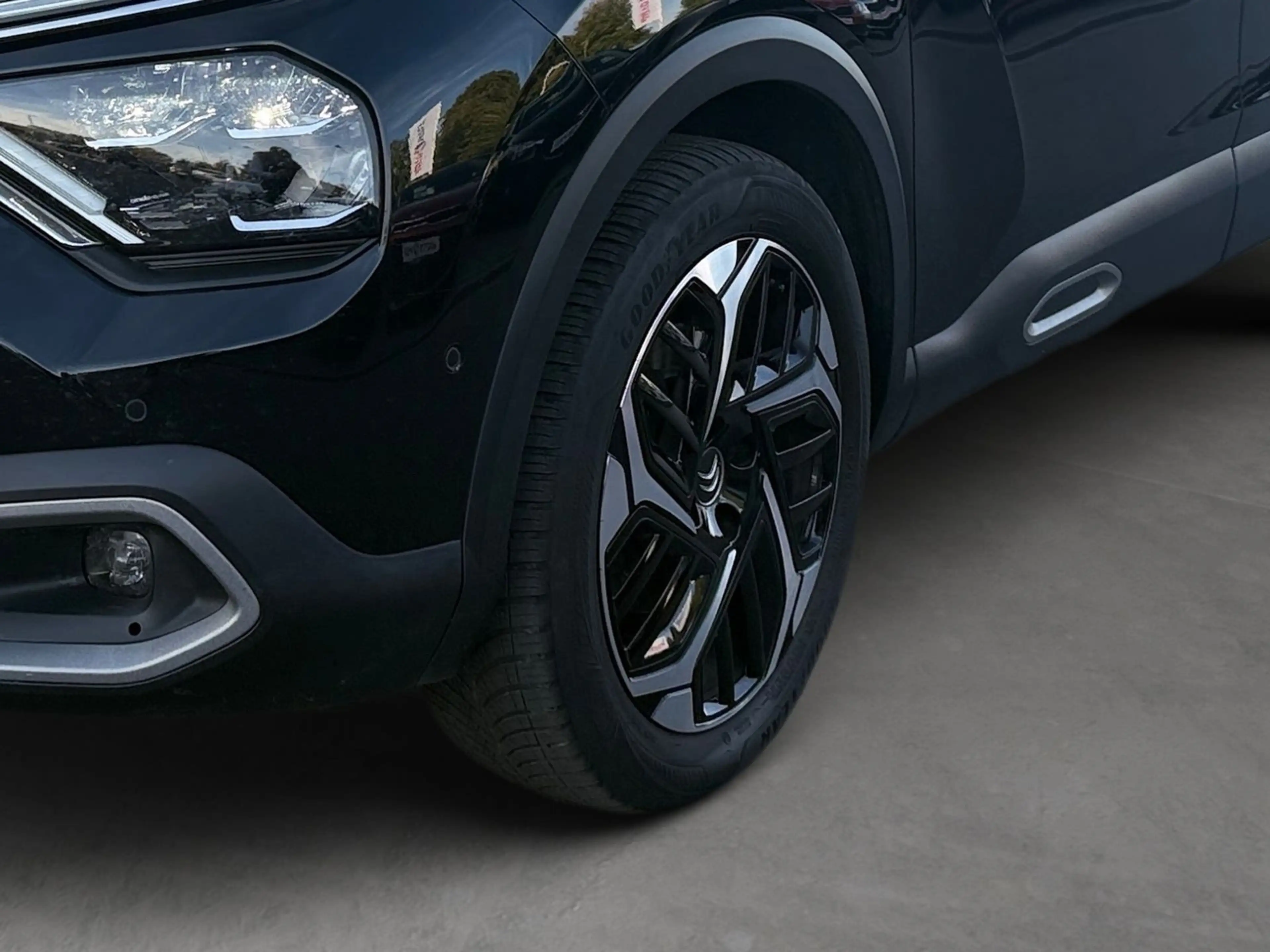 Citroen C4 1.5 Blue-HDi Automatik Navi Kamera Spurhalte — photo 8
